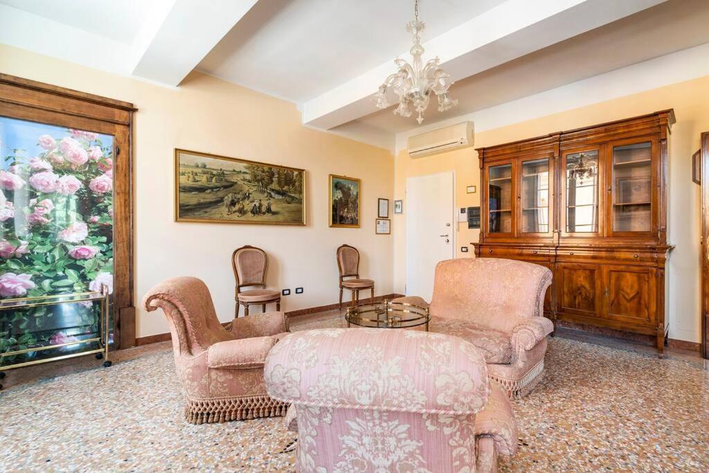 Apartament Elegant Apt, Wi-Fi And Garden Bolonia Zewnętrze zdjęcie