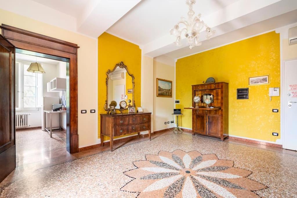 Apartament Elegant Apt, Wi-Fi And Garden Bolonia Zewnętrze zdjęcie